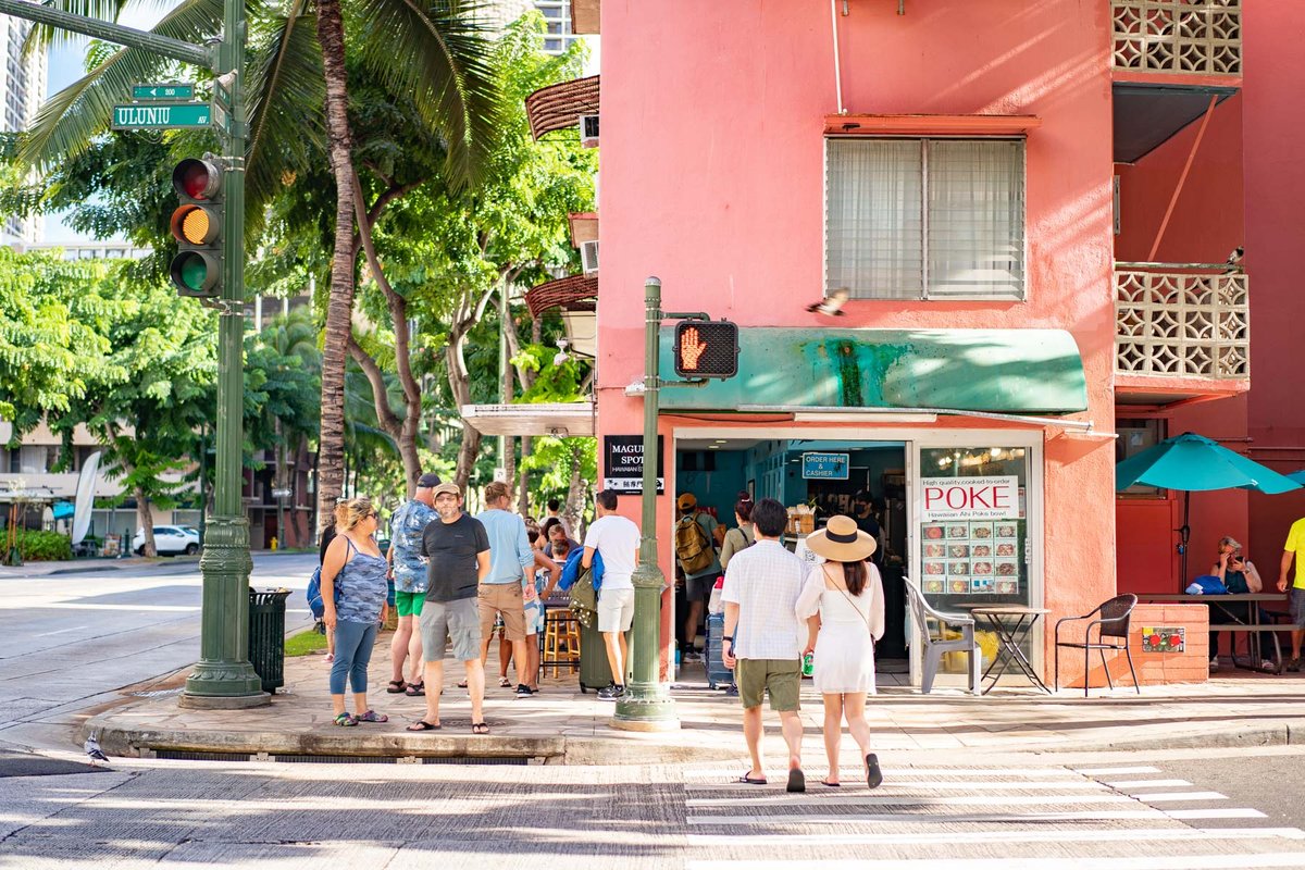Cheap Eats Honolulu Locals Love for Authentic Island Flavor