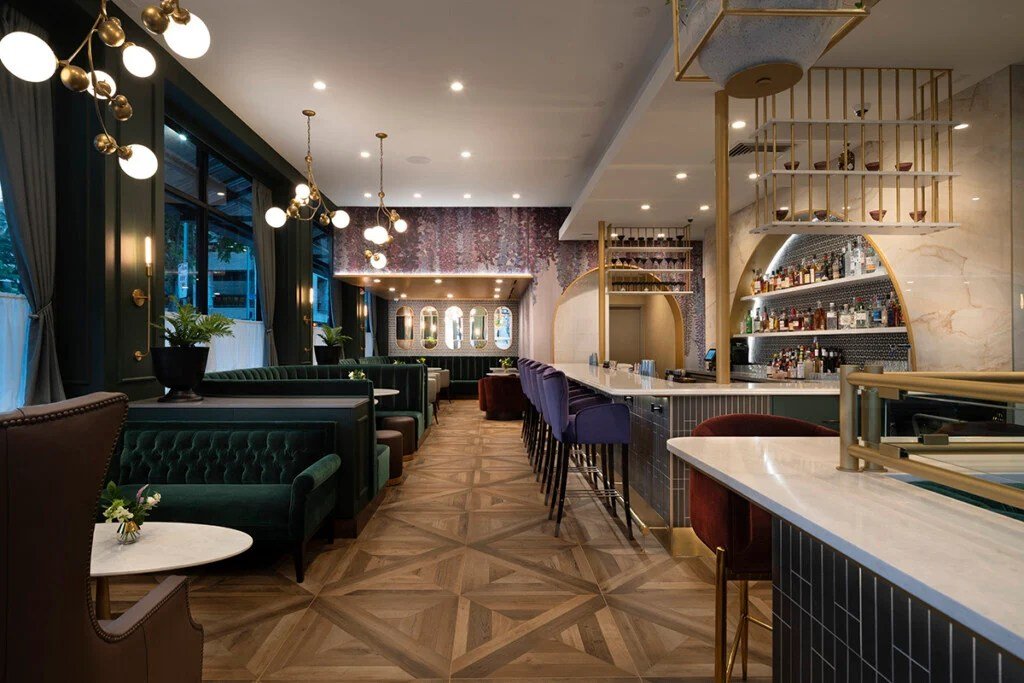 Oceanfront Restaurants Honolulu Showcase Delicious Food By The Water